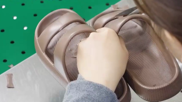 Comparing Sandal Supplier Quotes: What Must Match Before You Choose